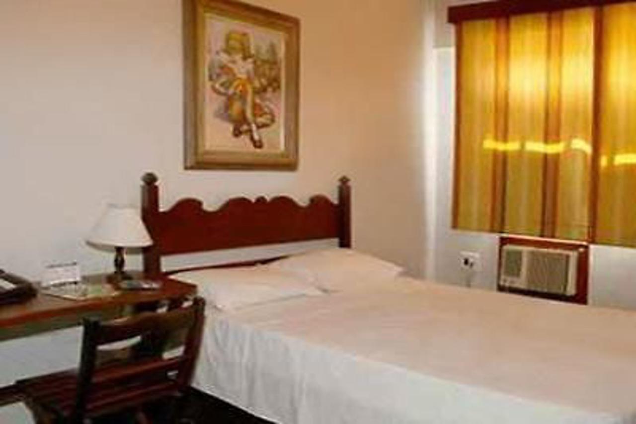Villa Romana Hotel Salvador Bagian luar foto
